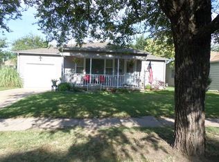 626 S Courtleigh Dr, Wichita, KS 67218