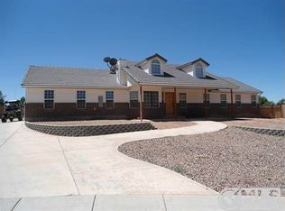 690 E Wagonmaster Rd, Washington, UT 84780