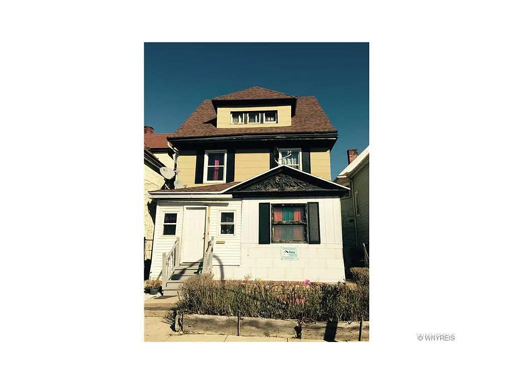 65 Otis Pl photo 1