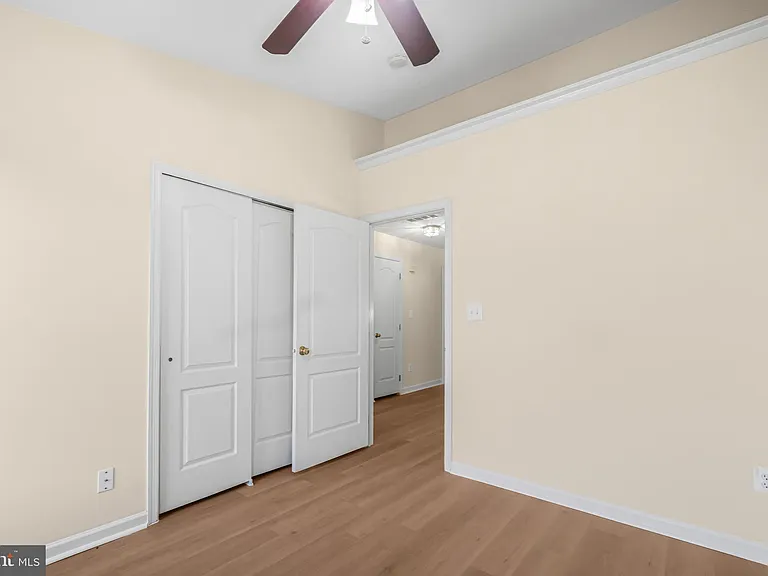 43729 Stoke Chapel Ter — Photo 27