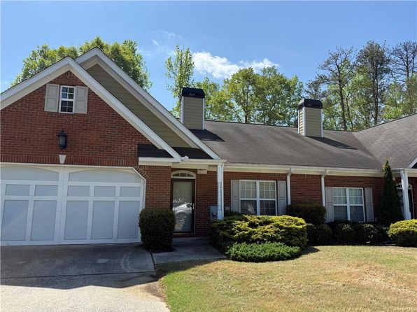 2575 Rosehill Cir, Lithia Springs, GA 30122