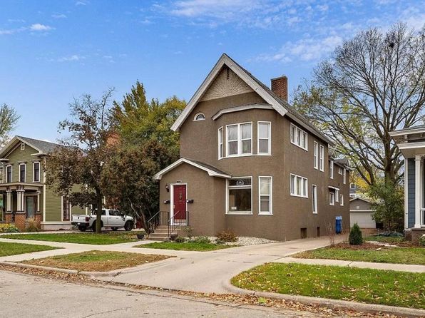 323 W 3rd St