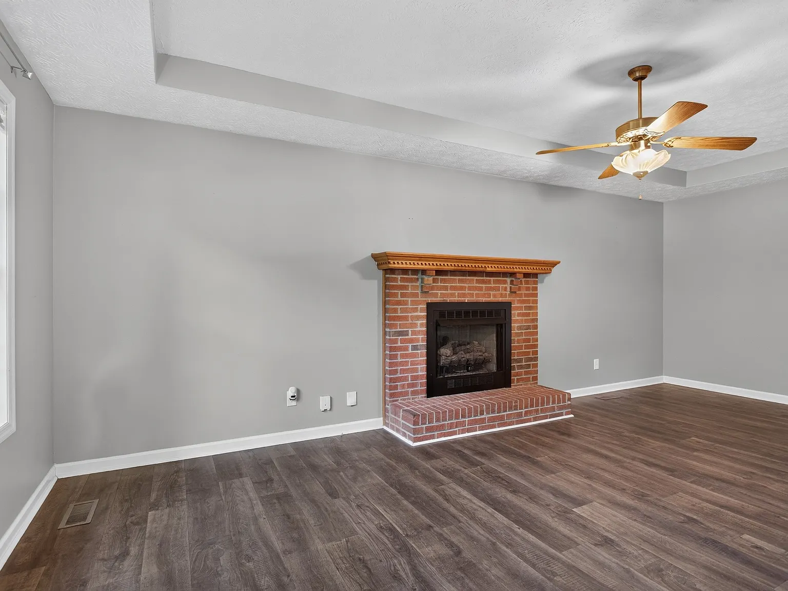 3 bed, 1196 sqft, $1,850 — Photo 4