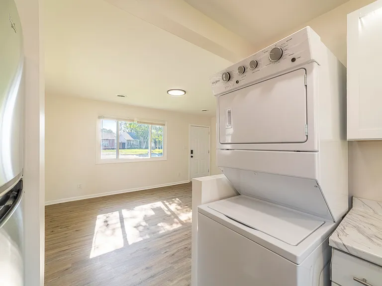 7552 Beech Ave — Photo 15