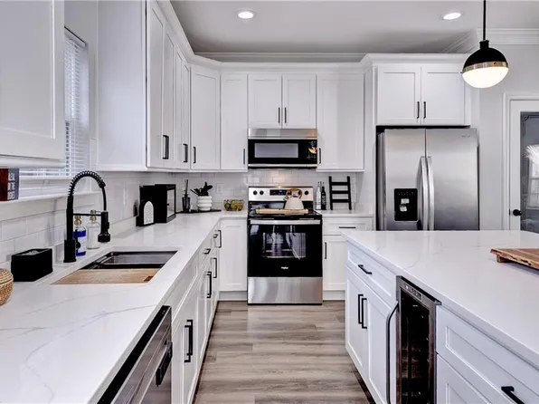 811 Roosevelt St, Hampton, VA 23669