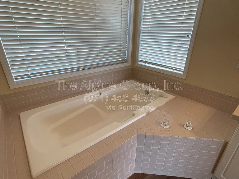 13649 SW Packard Ln — Photo 24