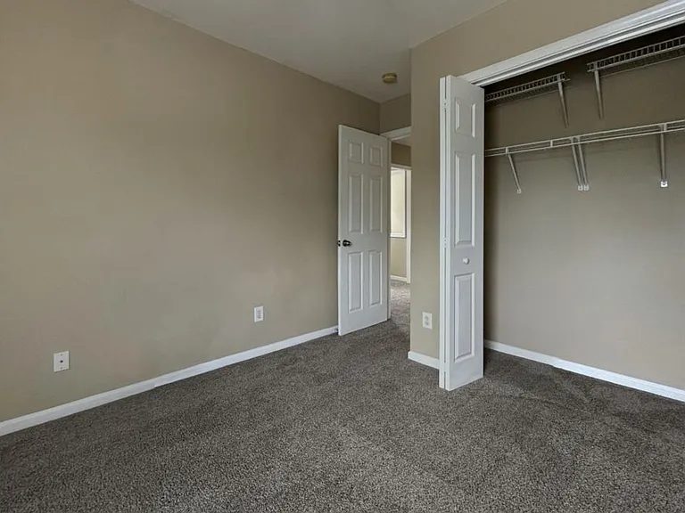 131 Red Leaf Blvd — Photo 14