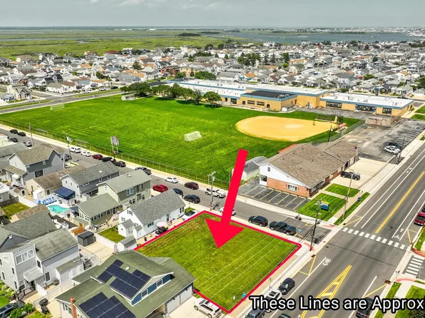 9400 Pacific Ave, Wildwood Crest, NJ 08260