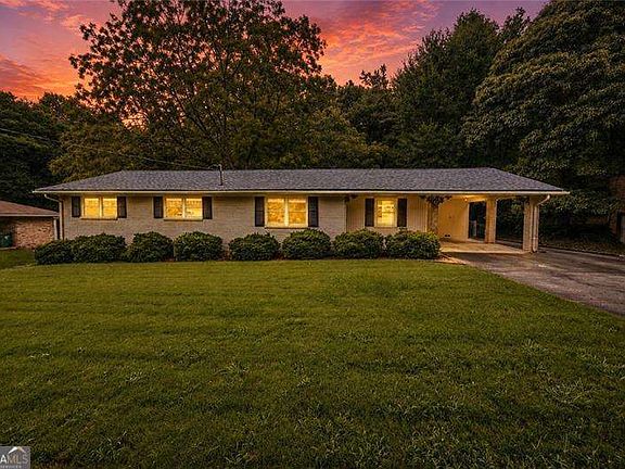 2nd image of 4104 Cedar Knoll Dr