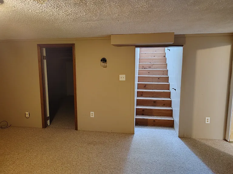 Stairs to main floor
New carpet coming this week