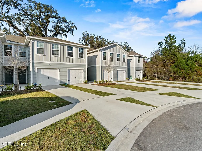 5893 Creekside Crossing Dr #A — Photo 1