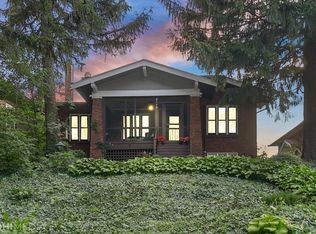9146 S Longwood Dr, Chicago, IL