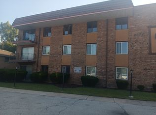 550 Michigan City Rd APT 3E, Calumet City, IL 60409