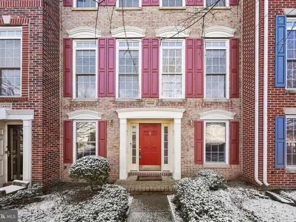 43008 Matties Ter, Chantilly, VA 20152