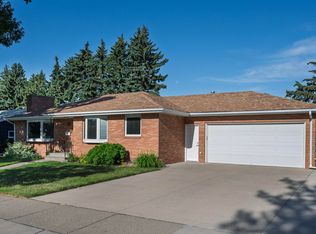 2036 Catherine Dr, Bismarck, ND 58501