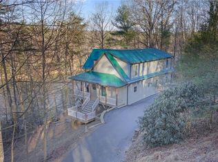 490 Blue Heron Ln, Wilkesboro, NC 28697