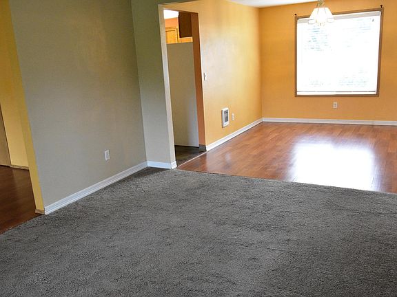 4th image of 5920 NE 98th St