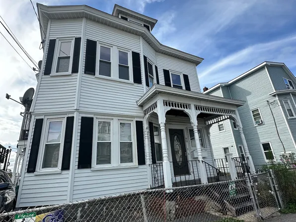 (undisclosed Address), Lowell, MA 01852