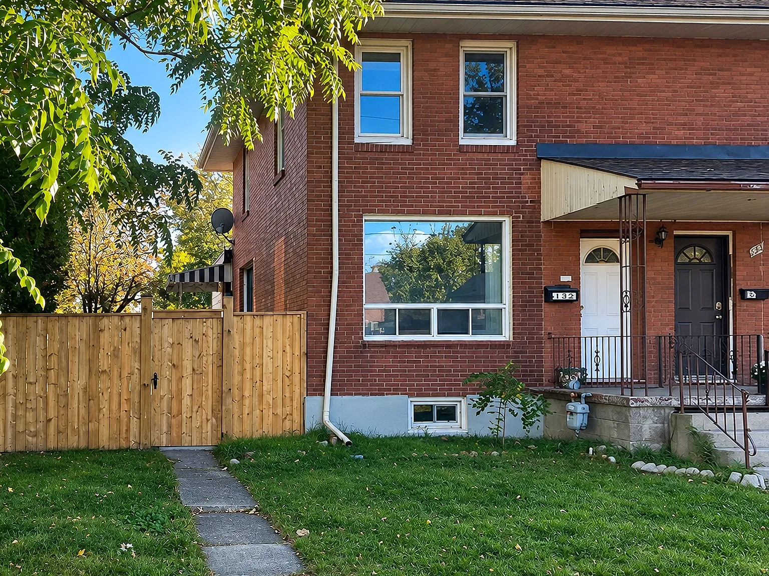 4 bed, $1,900 — Photo 3