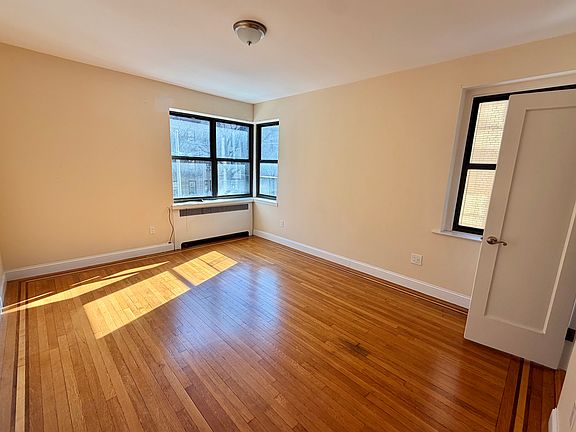 3rd image of 567 Fort Washington Ave APT 2B