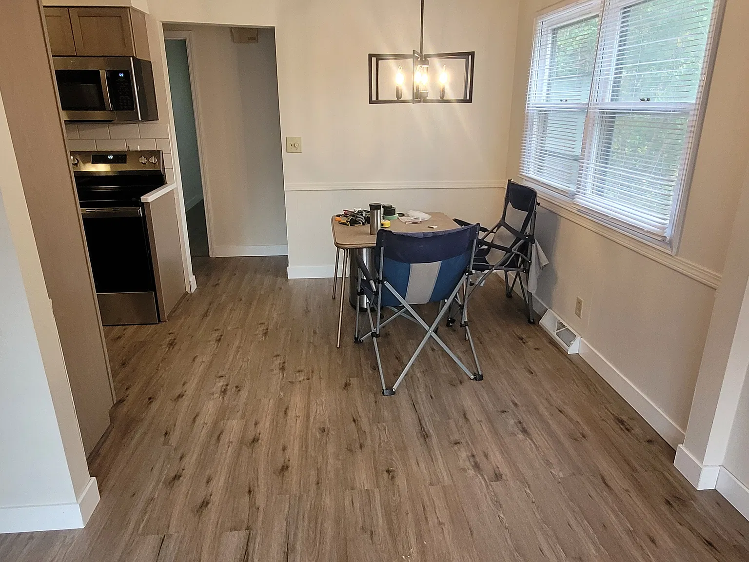 2 bed, 960 sqft, $2,100 — Photo 3