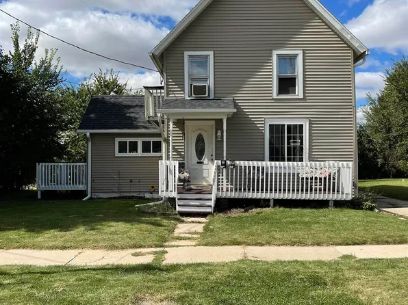 18-20 S Chatham St, Janesville, WI 53548