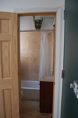 Rented by Aryeh Realty | media 23