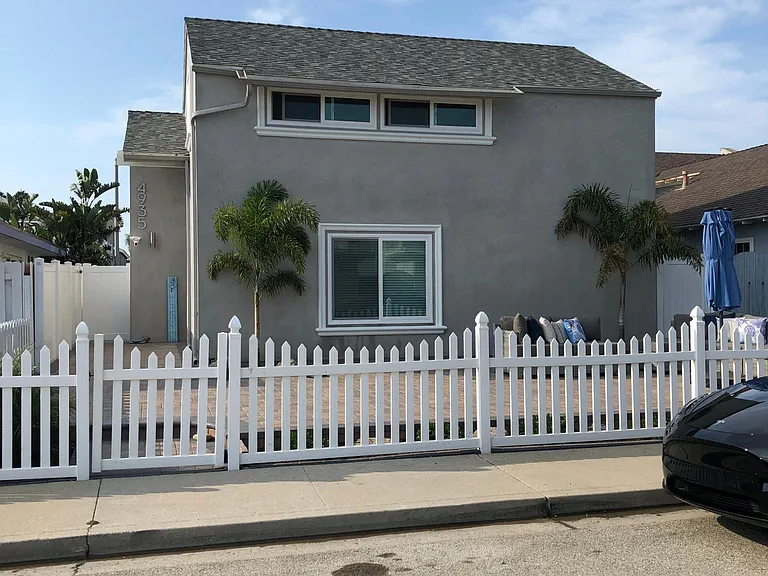 4935 Island View St — Photo 2
