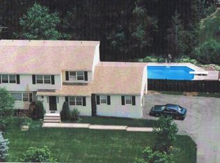 57 Nestlingwood Dr, Long Valley, NJ
