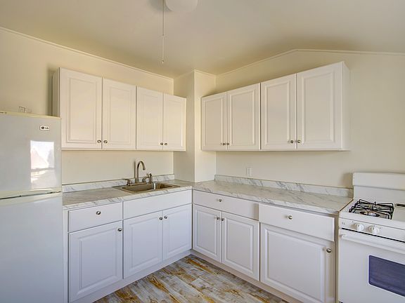 2nd image of 78 Virginia Ave #2