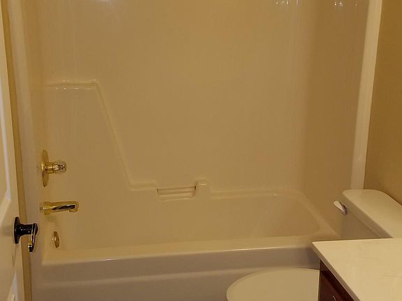 5th image of 430 Saint Francis Ave