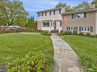 910 Allison St, Alexandria, VA 22302