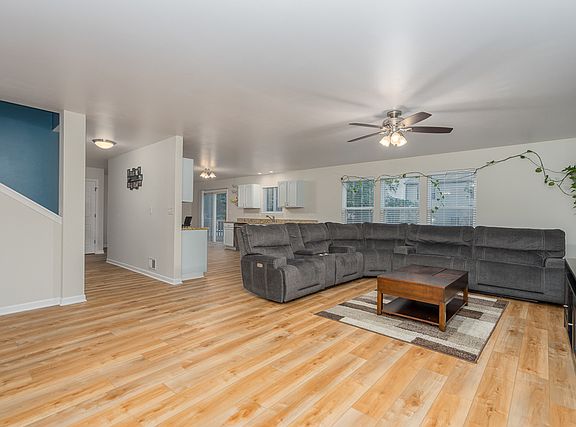 2nd image of 1821 Faxon Dr