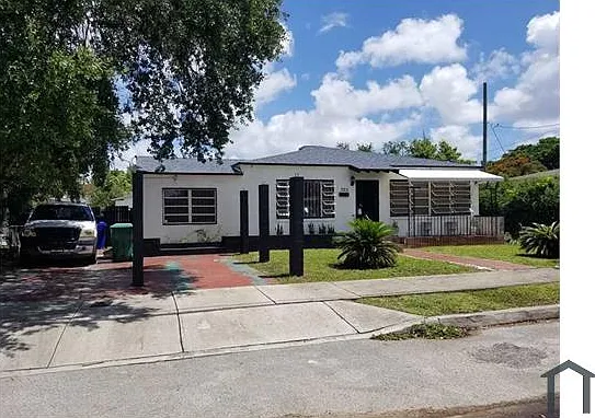 753 NW 52nd St — Photo 5