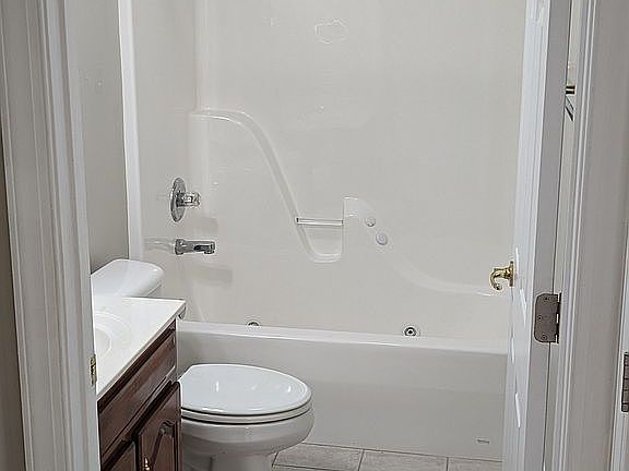 Hall Bath Rm