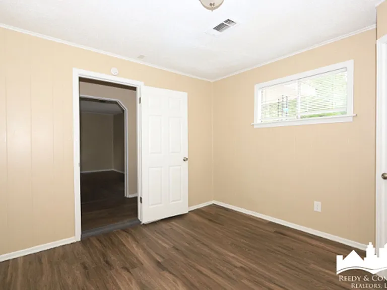 158 Pickett Rd — Photo 15