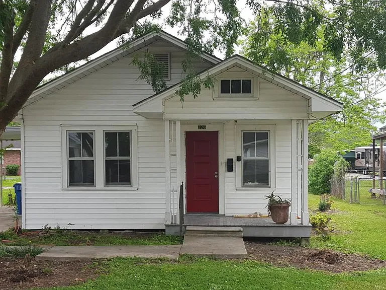 226 Blanchard St — Photo 1