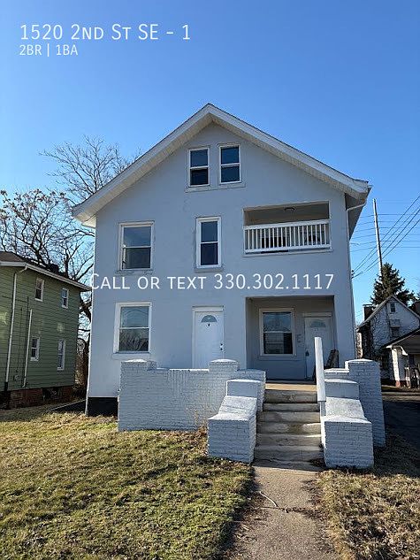 1st image of 1520 2nd St SE #1