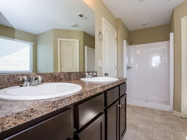 71 Hamilton Blvd NW — Photo 9