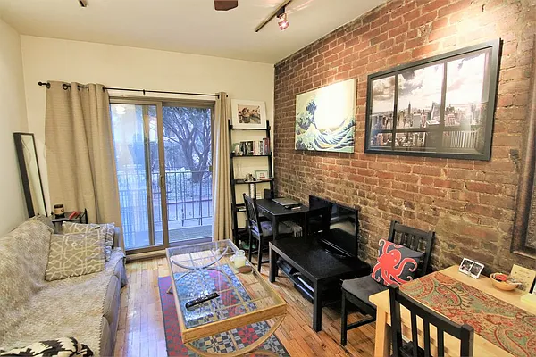 Rented by JK Dansar Corp | media 21