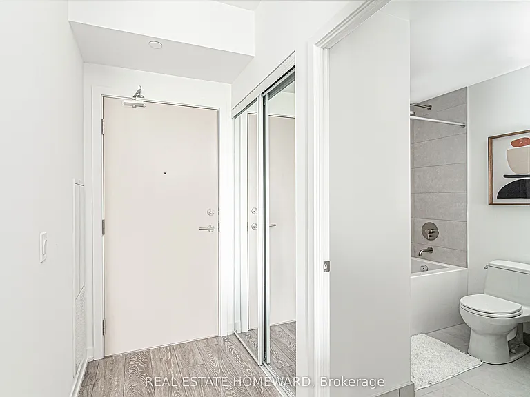 2020 Bathurst St #502 — Photo 25