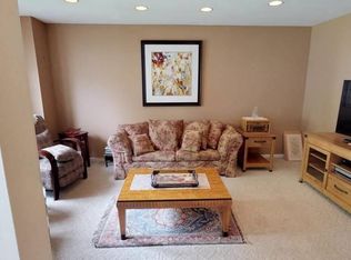 210 Fairfield Dr E, Holbrook, NY 11741