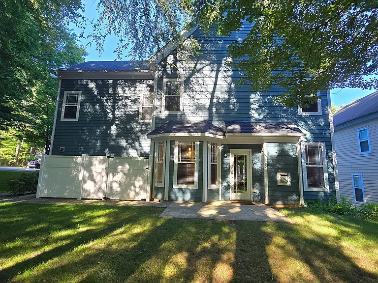 18813 Coachmans Trce — Photo 29