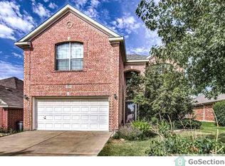 8200 Malabar Trl, Fort Worth, TX 76123