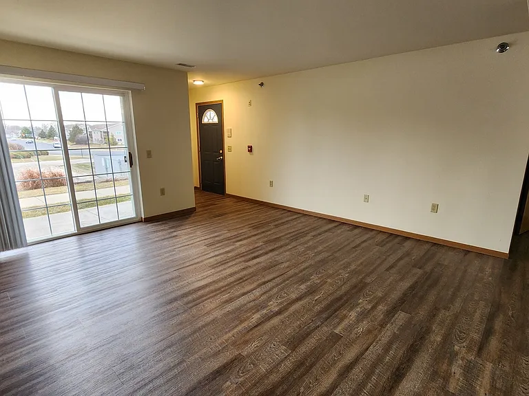 Woodbury Place- Fort Atkinson — Photo 6