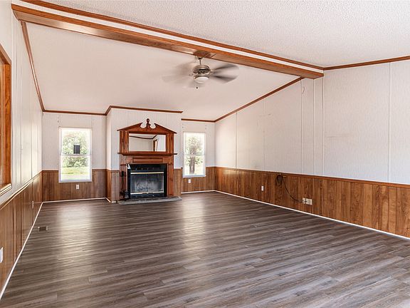 5th image of 406 Private Road 3706