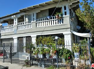 135 E 31st St, Los Angeles, CA 90011