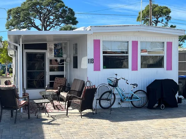 780 Tamiami Trail S Bay 118, Venice, FL 34285