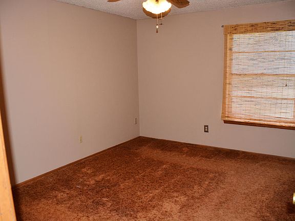 5th image of 613 NW 5th St