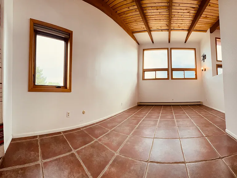 1980 Camino Mora — Photo 16
